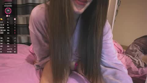 Siri online show from 12/04/25, 06:38