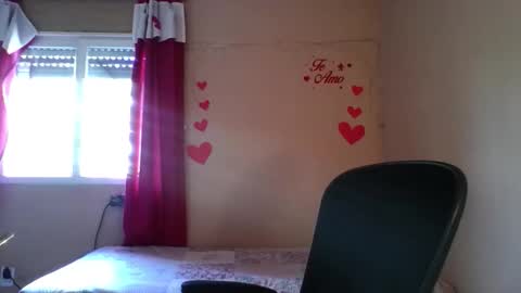 Florencia online show from 02/25/26, 04:27