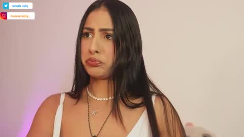 imvickyrachell_ online show from 02/10/26, 02:43