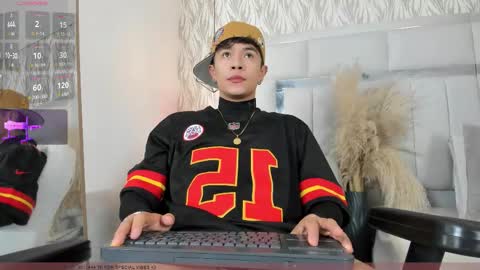 Snapshot of imxjoel chatting on 12/15/25, 05:01 Joel online show from 12/15/25, 05:01