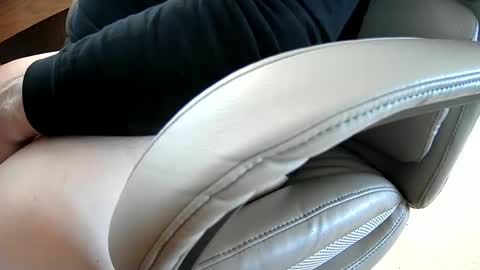 imyobes online show from 03/07/25, 04:00