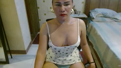 charmel online show from 05/05/26, 01:57