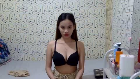 Im sad because im lonely wish help me here online show from 07/14/26, 10:32