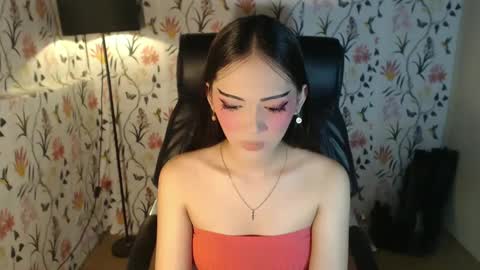 Snapshot of imyourlegalbaby chatting on 02/02/25, 05:21 Aki online show from 02/02/25, 05:21