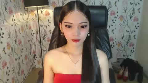 Snapshot of imyourlegalbaby chatting on 03/10/25, 05:22 Aki online show from 03/10/25, 05:22