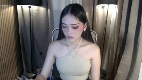 Snapshot of imyourlegalbaby chatting on 11/26/25, 02:56 Aki online show from 11/26/25, 02:56