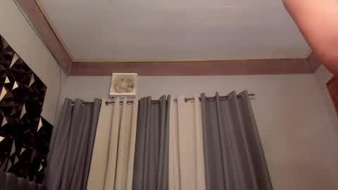 imyourmiss_gabbi online show from 05/01/26, 03:33