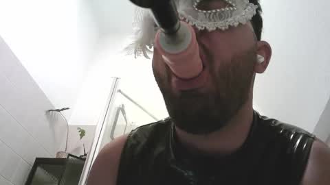 slavemaster online show from 10/09/25, 09:07
