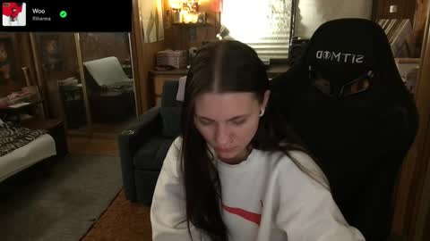 Snapshot of incognitoqueen chatting on 05/08/26, 03:12 Carter online show from 05/08/26, 03:12