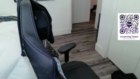 incomingtease online show from 02/10/26, 06:01