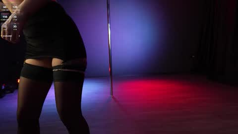 Snapshot of incredible_shell chatting on 03/23/26, 01:31 Masha online show from 03/23/26, 01:31