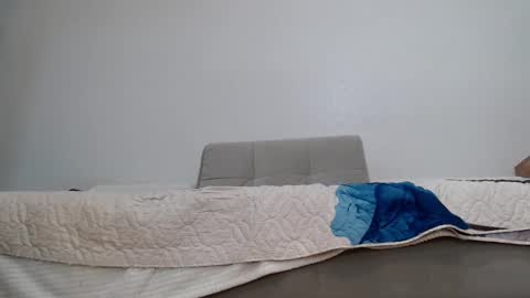 Della online show from 01/18/25, 05:15