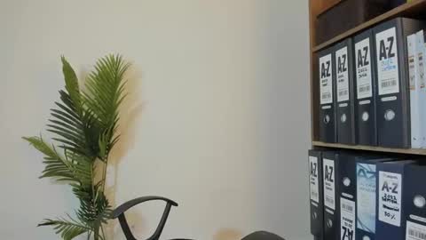 Lana online show from 12/31/24, 10:45