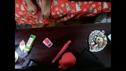Snapshot of indian_candyxx chatting on 12/02/24, 11:23 Candy cat online show from 12/02/24, 11:23