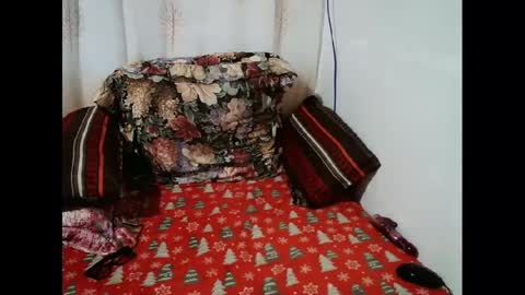 Snapshot of indian_candyxx chatting on 01/11/25, 10:08 Candy cat online show from 01/11/25, 10:08