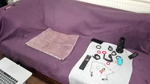 Snapshot of indian_exhibitionist chatting on 12/21/25, 10:17 indian_exhibitionist online show from 12/21/25, 10:17