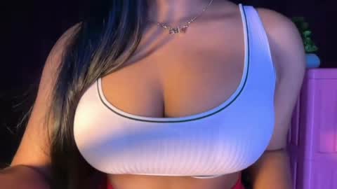 Raya  online show from 04/08/26, 11:21