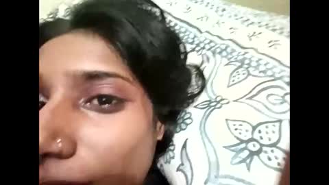 Snapshot of indian_succubus chatting on 10/20/25, 07:58 Perky baby online show from 10/20/25, 07:58