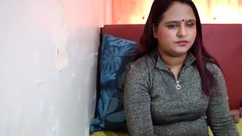 Snapshot of indian_sunshine chatting on 10/15/25, 06:57 indian_sunshine online show from 10/15/25, 06:57