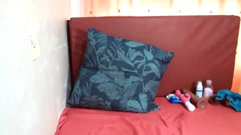 indian_sunshine online show from 06/18/26, 05:51