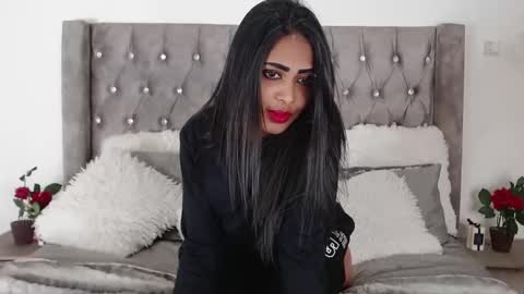 Snapshot of indian_swaggerliciousx chatting on 03/01/25, 12:28 Jazmin online show from 03/01/25, 12:28