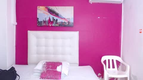 Snapshot of indian_whore18 chatting on 02/04/25, 03:44 indian_whore18 online show from 02/04/25, 03:44