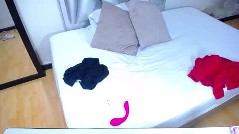 Snapshot of indian_whore18 chatting on 02/13/25, 07:03 indian_whore18 online show from 02/13/25, 07:03