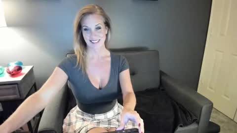 IndianaCooper - Showtimes - Mon-Fri 12pm and 930PM CST SatSun 930pm CST online show from 01/17/25, 04:06