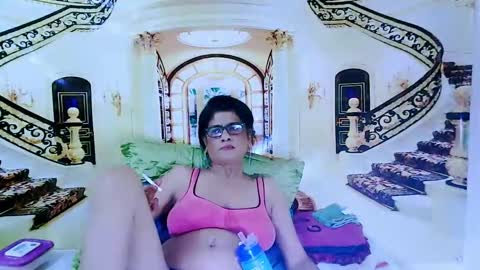 Femiez online show from 12/28/24, 01:06