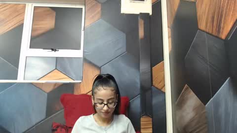 Snapshot of indianarmani chatting on 01/20/25, 06:10 Armani online show from 01/20/25, 06:10