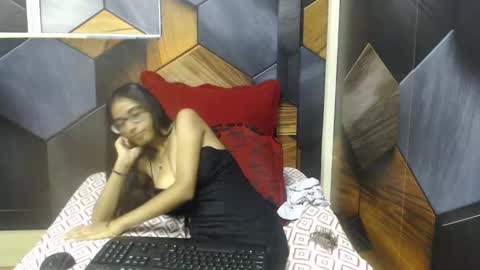 Snapshot of indianarmani chatting on 01/24/25, 07:08 Armani online show from 01/24/25, 07:08