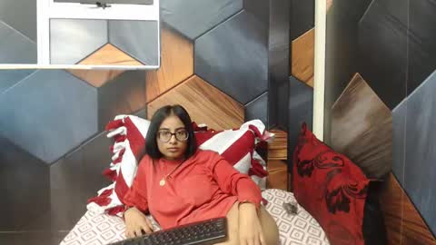 Snapshot of indianarmani chatting on 01/28/25, 07:22 Armani online show from 01/28/25, 07:22