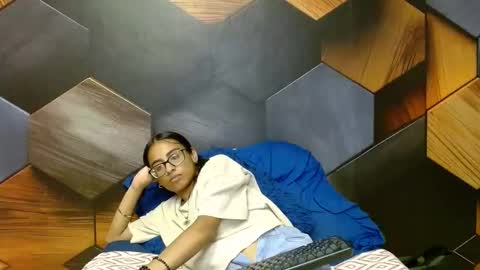 Snapshot of indianarmani chatting on 02/06/25, 01:32 Armani online show from 02/06/25, 01:32