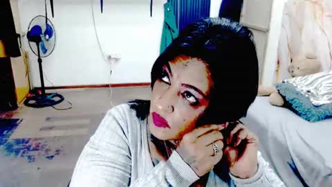 Snapshot of indiancatz2 chatting on 07/13/26, 03:59 anusha online show from 07/13/26, 03:59