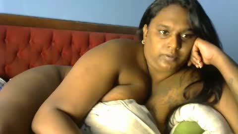 Snapshot of indiancherry02 chatting on 02/10/25, 09:58 kiran online show from 02/10/25, 09:58