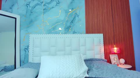 Snapshot of indiancutiie chatting on 01/28/25, 07:10 LITTLE AINHOA online show from 01/28/25, 07:10