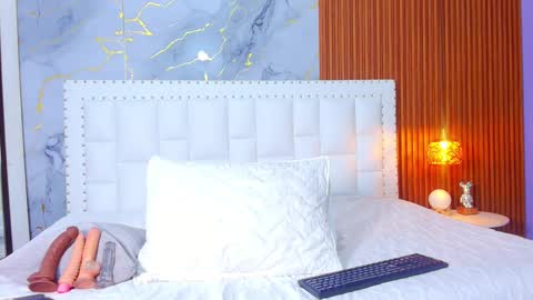 Snapshot of indiancutiie chatting on 02/11/25, 07:38 LITTLE AINHOA online show from 02/11/25, 07:38