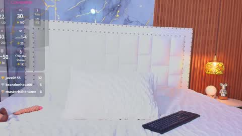 Snapshot of indiancutiie chatting on 02/27/25, 10:31 LITTLE AINHOA online show from 02/27/25, 10:31