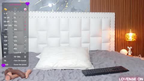 Snapshot of indiancutiie chatting on 03/08/25, 10:45 LITTLE AINHOA online show from 03/08/25, 10:45