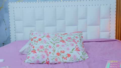 Snapshot of indiancutiie chatting on 10/09/25, 07:45 LITTLE AINHOA online show from 10/09/25, 07:45