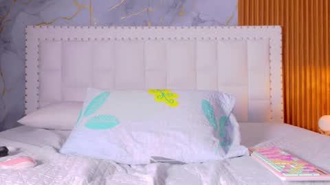 Snapshot of indiancutiie chatting on 10/28/25, 07:38 LITTLE AINHOA online show from 10/28/25, 07:38