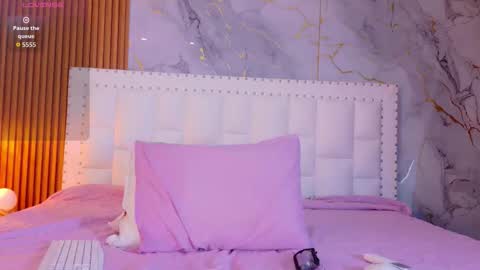 LITTLE AINHOA  online show from 03/02/26, 09:32