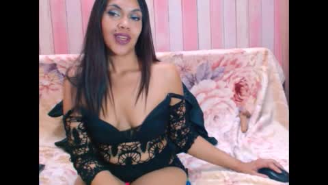 Snapshot of indiandesire4u69 chatting on 09/25/25, 09:07 Lia online show from 09/25/25, 09:07