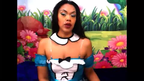 Snapshot of indiandesire4u69 chatting on 10/11/25, 05:28 Lia online show from 10/11/25, 05:28