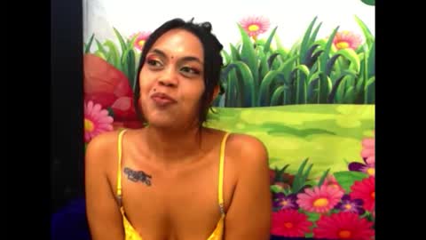 Snapshot of indiandesire4u69 chatting on 10/24/25, 06:48 Lia online show from 10/24/25, 06:48