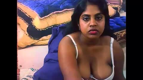 Snapshot of indiandiva27 chatting on 02/10/26, 06:56 indiandiva27 online show from 02/10/26, 06:56