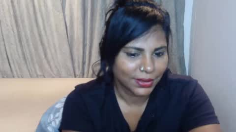Snapshot of indiandreams_ chatting on 02/28/25, 02:09 Palavi online show from 02/28/25, 02:09