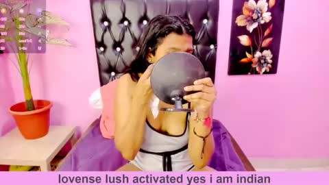 PARADISEQUEEN online show from 11/21/25, 09:08