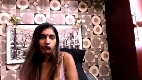 Snapshot of indianhoneyx chatting on 02/26/26, 08:46 indianhoneyx online show from 02/26/26, 08:46