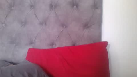 Snapshot of indianjasmin chatting on 12/17/24, 08:23 priya online show from 12/17/24, 08:23